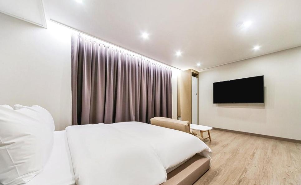 Centro Hotel Chilgok Dış mekan fotoğraf