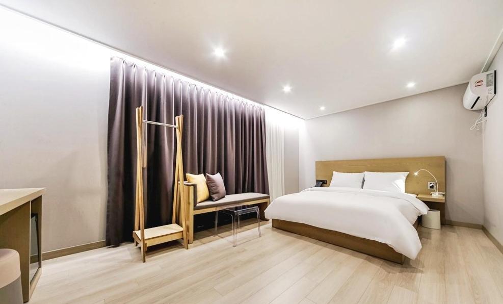 Centro Hotel Chilgok Dış mekan fotoğraf