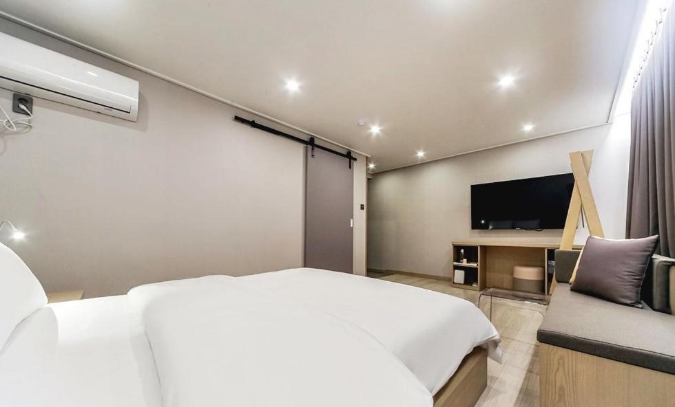 Centro Hotel Chilgok Dış mekan fotoğraf