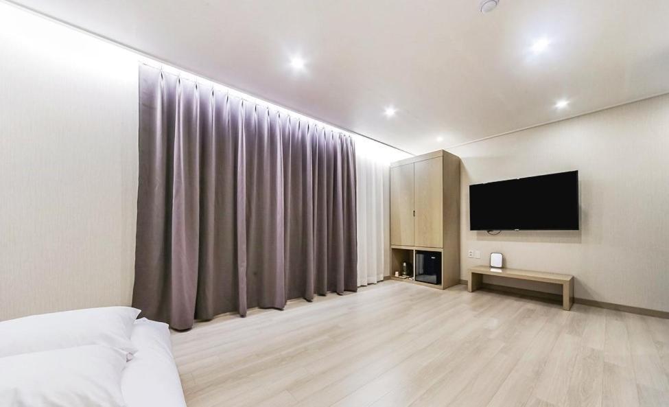 Centro Hotel Chilgok Dış mekan fotoğraf